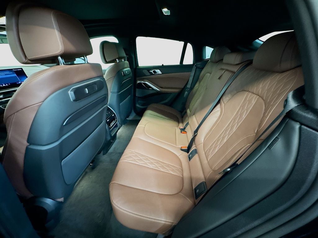 2027 BMW X6 xDrive40i