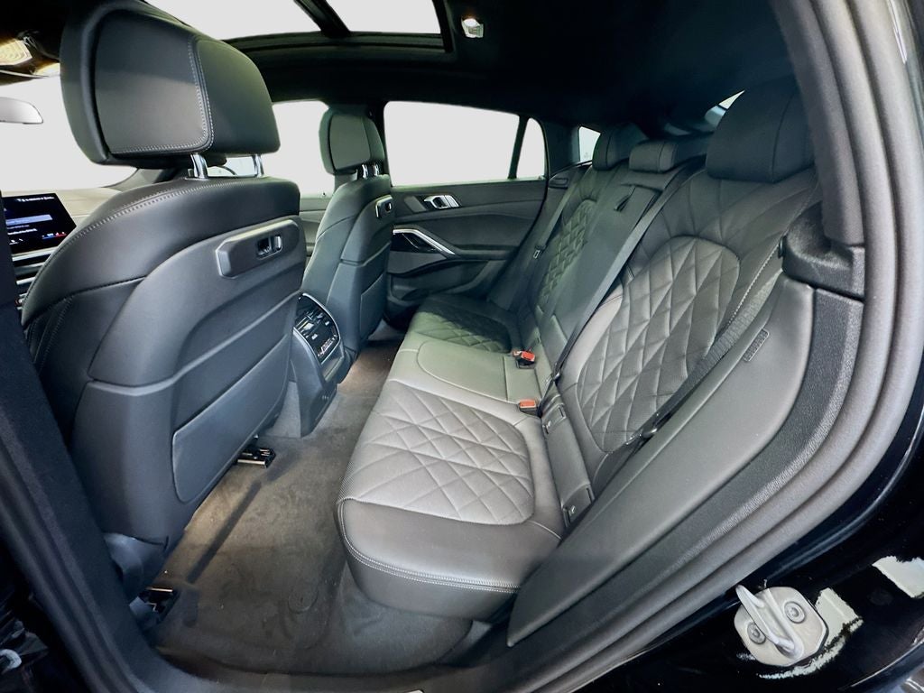 2026 BMW X6 xDrive40i