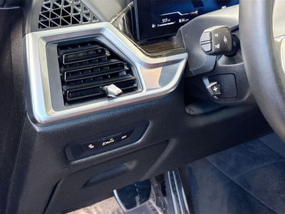2025 BMW X6 xDrive40i