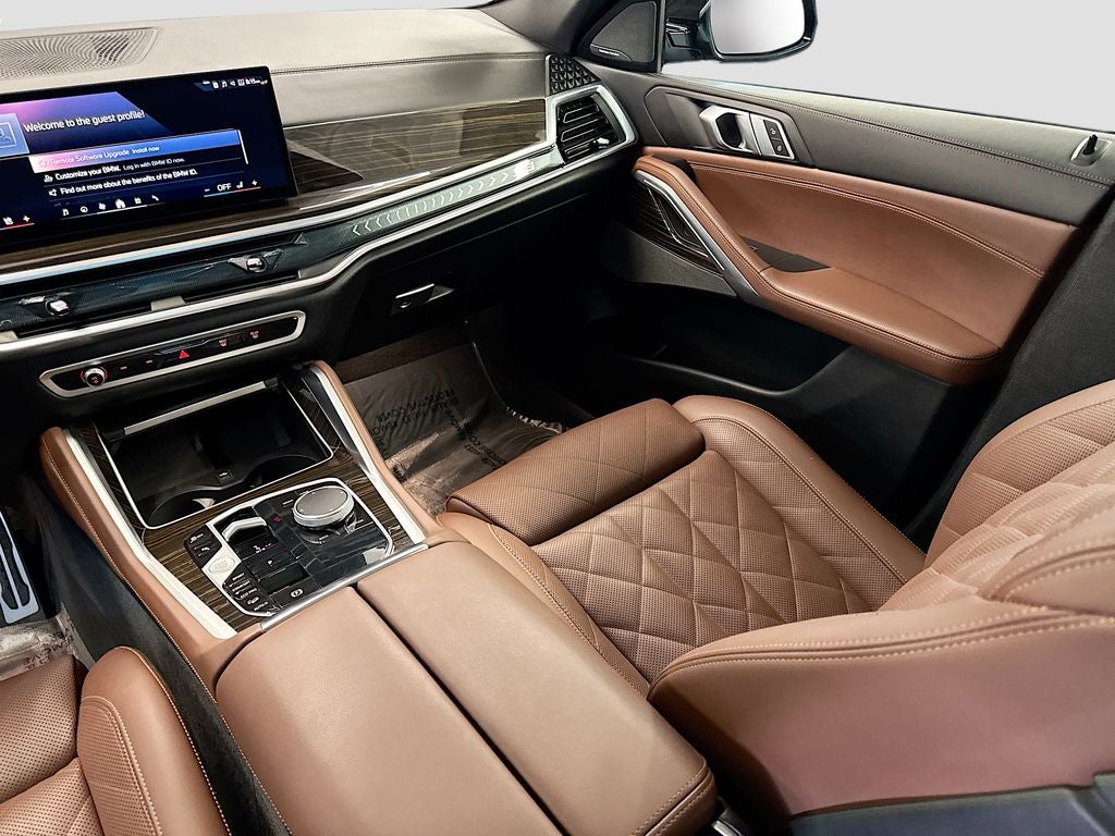 2025 BMW X6 xDrive40i