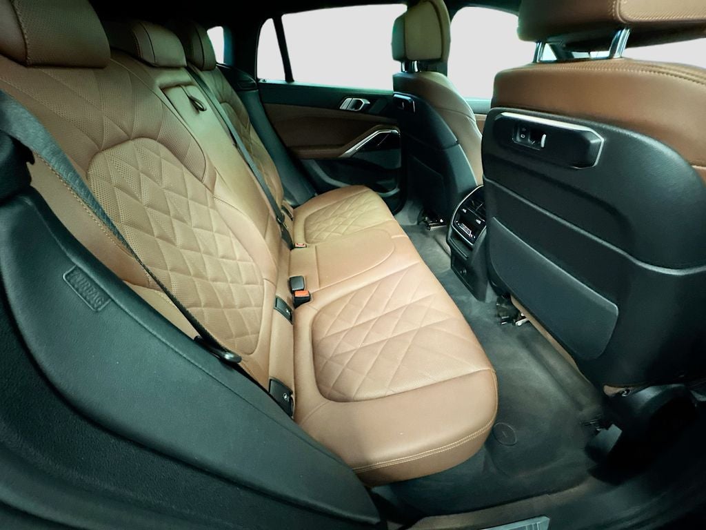 2025 BMW X6 xDrive40i