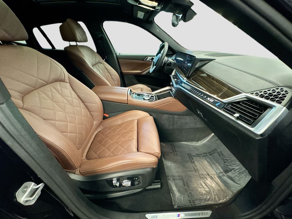 2025 BMW X6 xDrive40i
