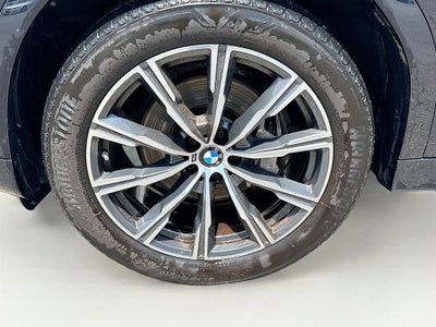 2025 BMW X6 xDrive40i