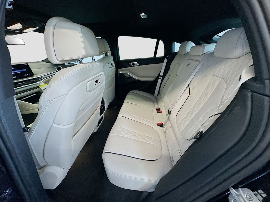 2027 BMW X6 Base