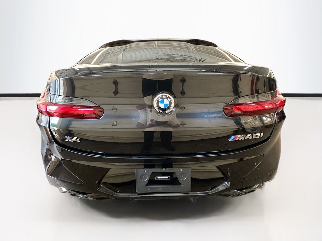 2023 BMW X4 M40i