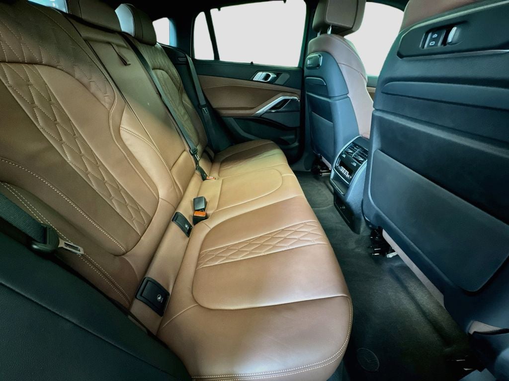 2025 BMW X6 M60i