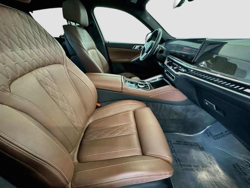 2025 BMW X6 M60i