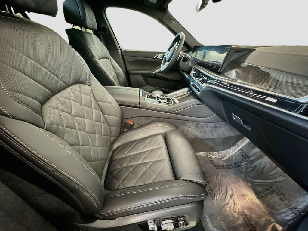 2027 BMW X6 M60i