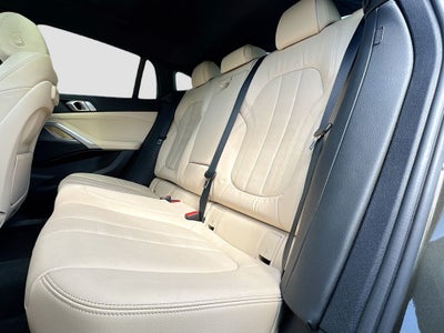 2022 BMW X6 xDrive40i