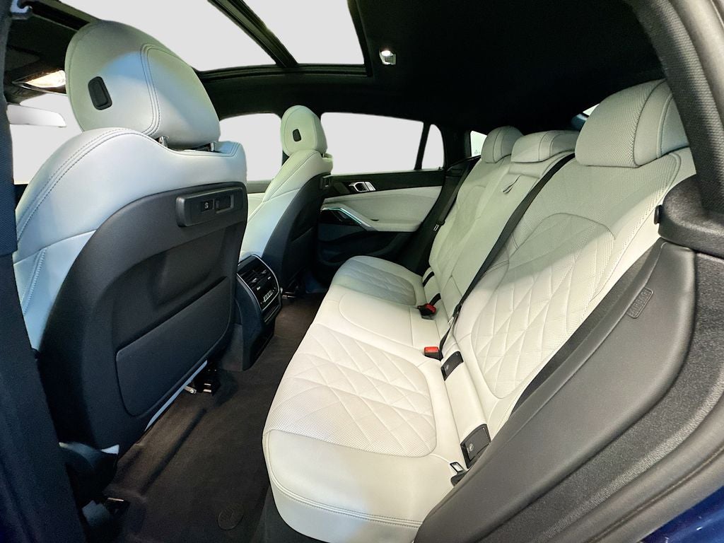2023 BMW X6 xDrive40i