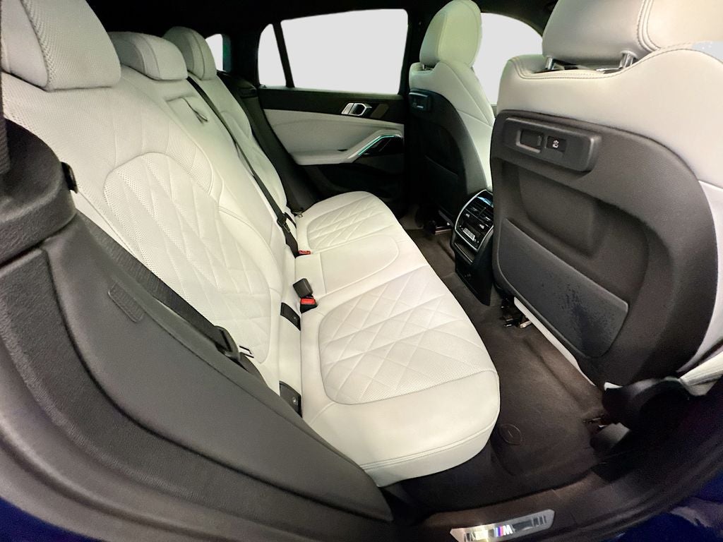 2023 BMW X6 xDrive40i