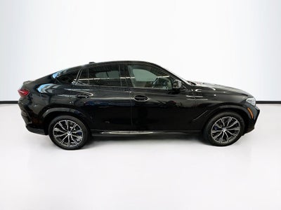 2023 BMW X6 M50i