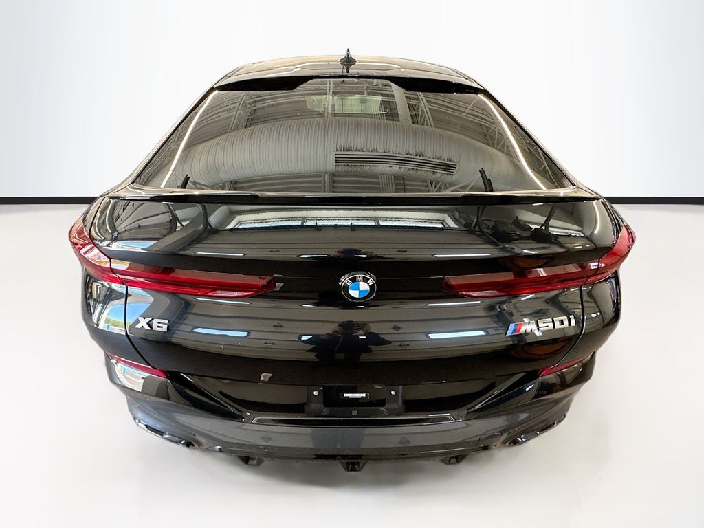 2023 BMW X6 M50i
