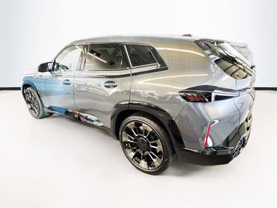 2025 BMW XM Base