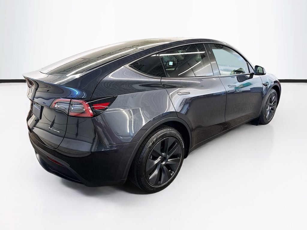 2025 Tesla Model Y Long Range