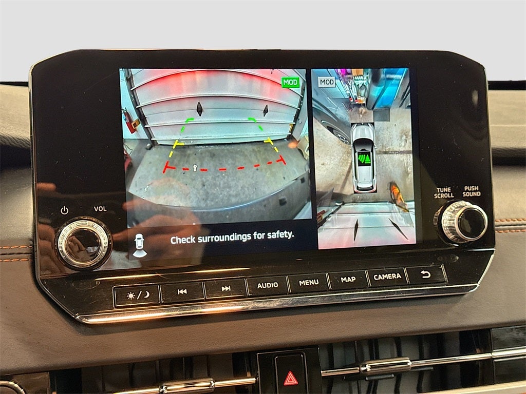 2025 Mitsubishi Outlander PHEV Base