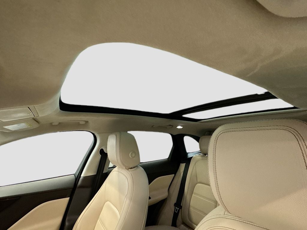 2019 Jaguar F-PACE 25t Prestige