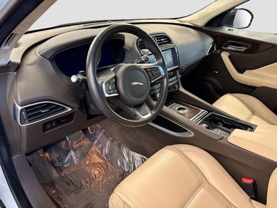 2019 Jaguar F-PACE 25t Prestige