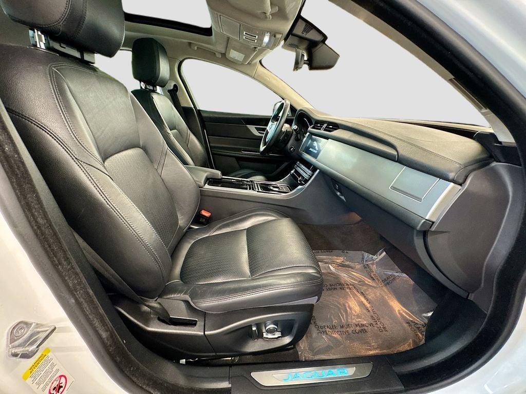 2020 Jaguar XF 25t Prestige