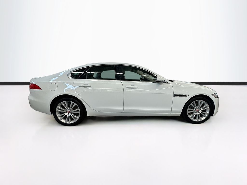 2020 Jaguar XF 25t Prestige