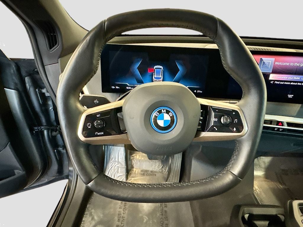 2023 BMW iX M60