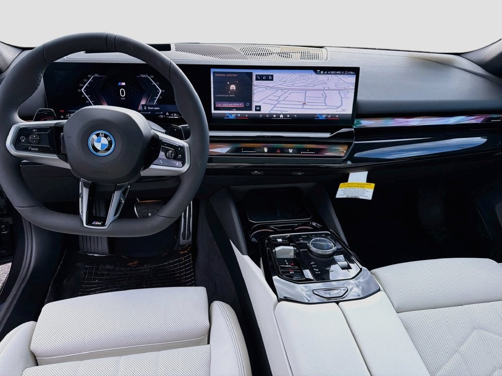 2027 BMW 550e 550e xDrive