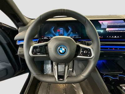 2025 BMW 550e xDrive 550e xDrive