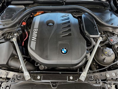 2025 BMW 550e xDrive 550e xDrive