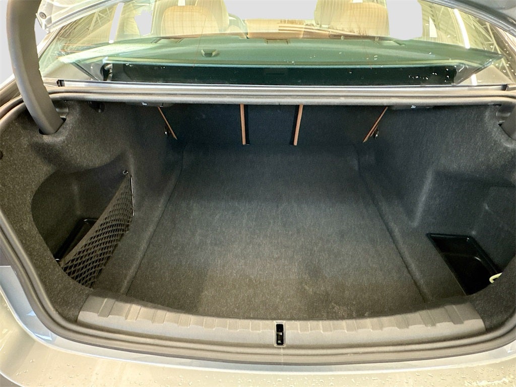 2025 BMW 330i xDrive 330i xDrive