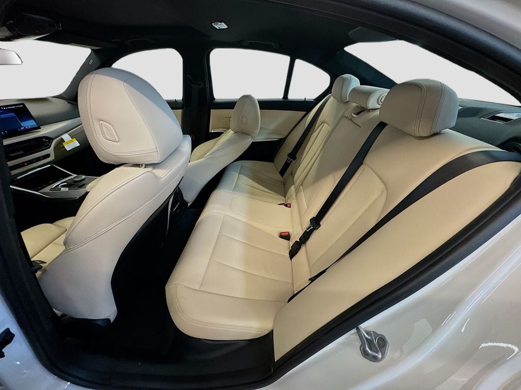 2026 BMW 330i 330i xDrive