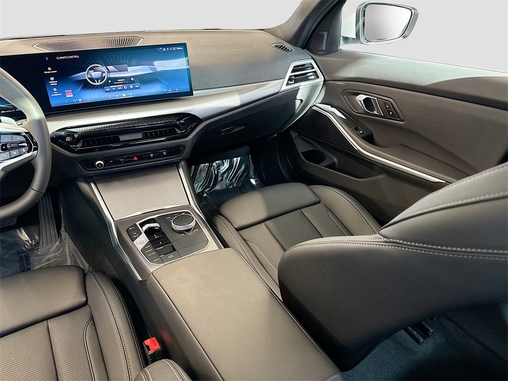 2025 BMW 3 Series 330i xDrive