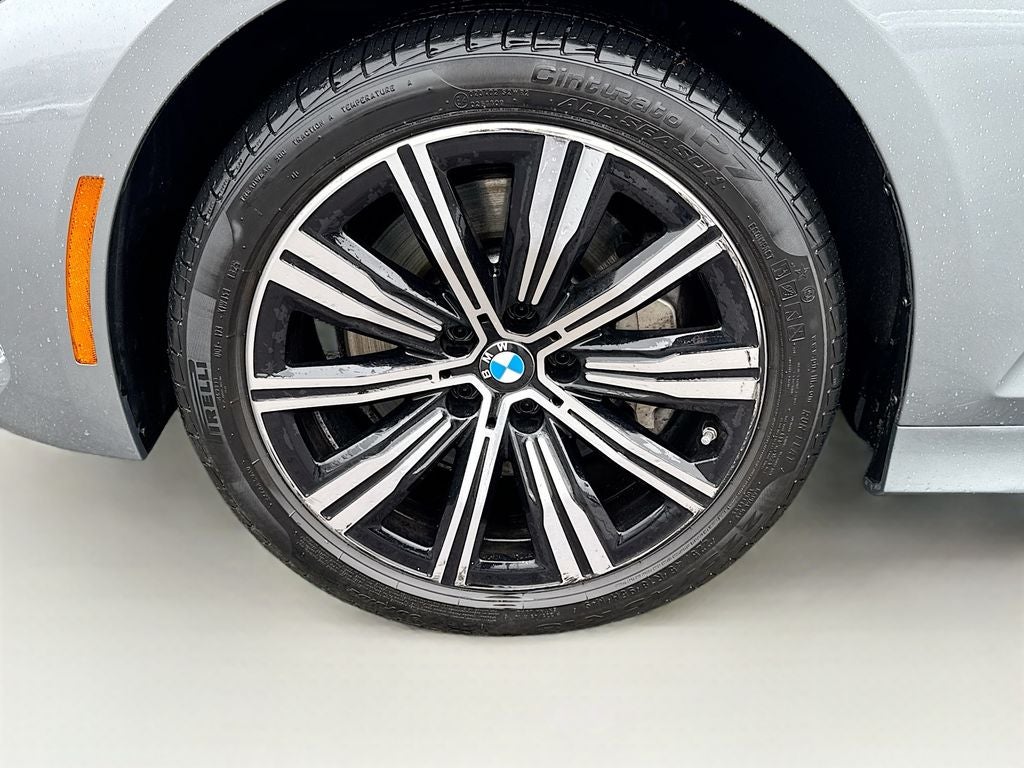 2025 BMW 3 Series 330i xDrive