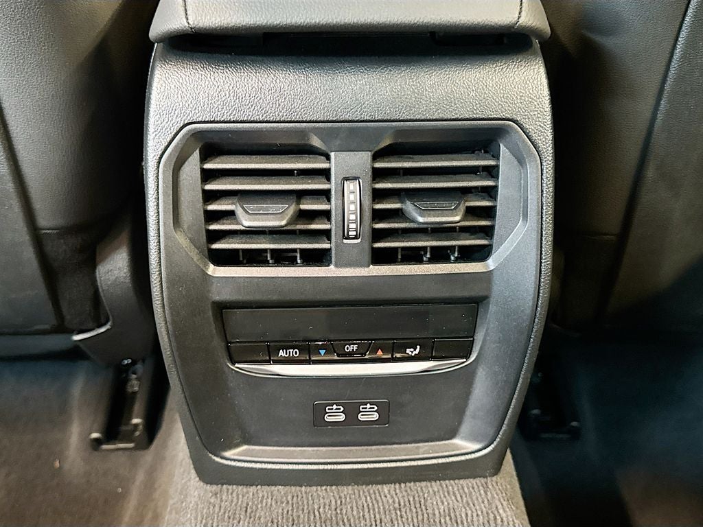 2025 BMW 330i xDrive 330i xDrive