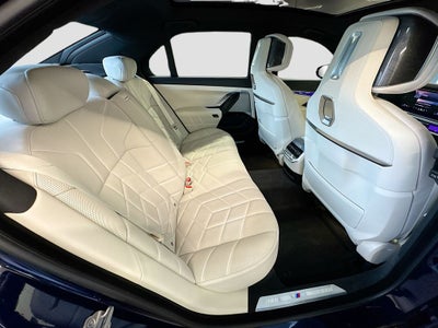 2023 BMW 760i 760i xDrive