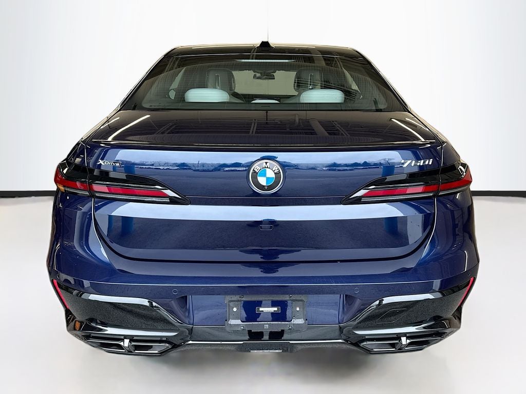 2023 BMW 760i 760i xDrive