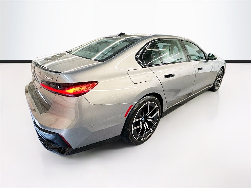 2023 BMW 760i 760i xDrive