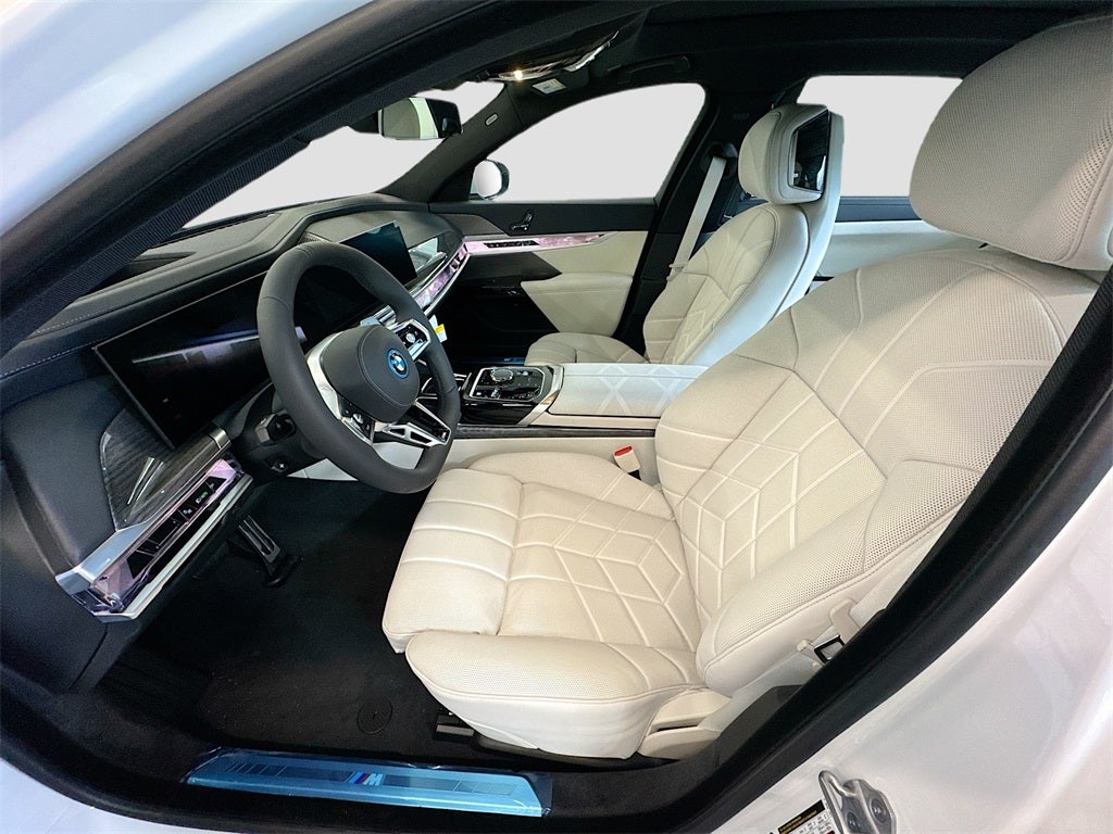 2026 BMW 750e xDrive 750e xDrive