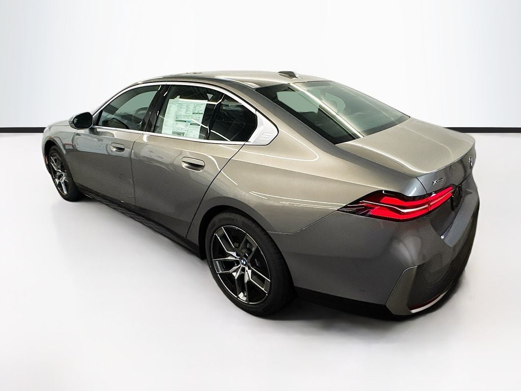 2026 BMW 530i 530i xDrive