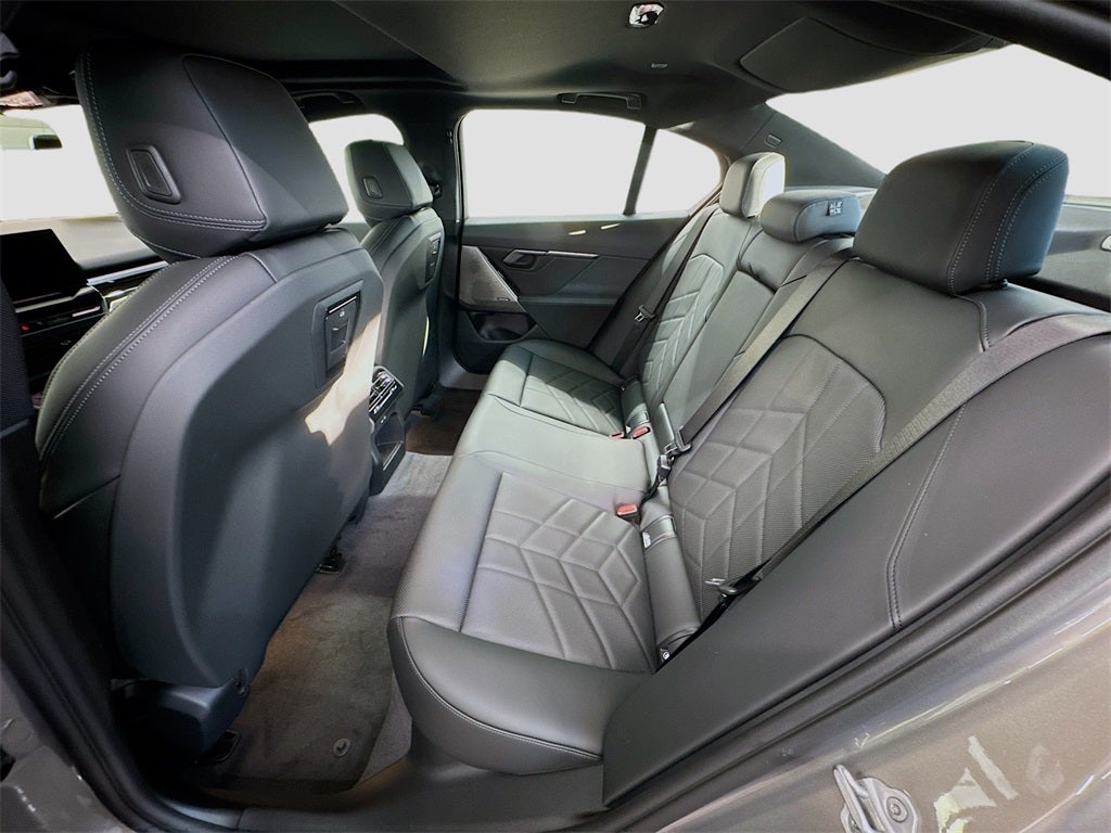 2026 BMW 530i 530i xDrive