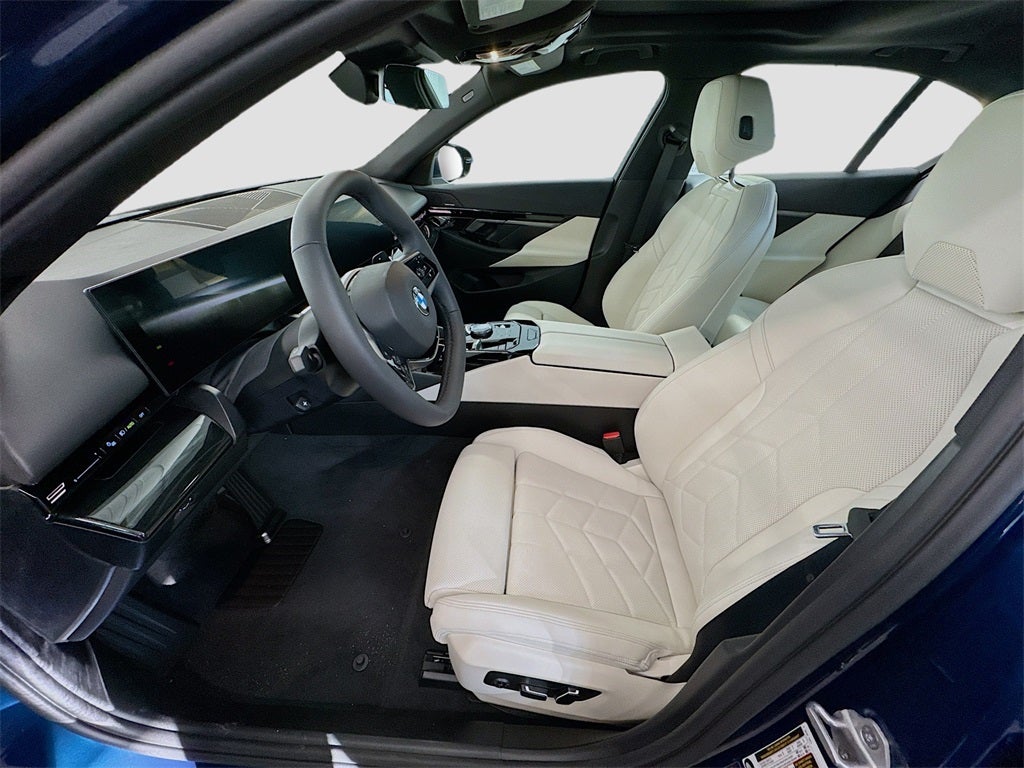 2026 BMW 530i 530i xDrive