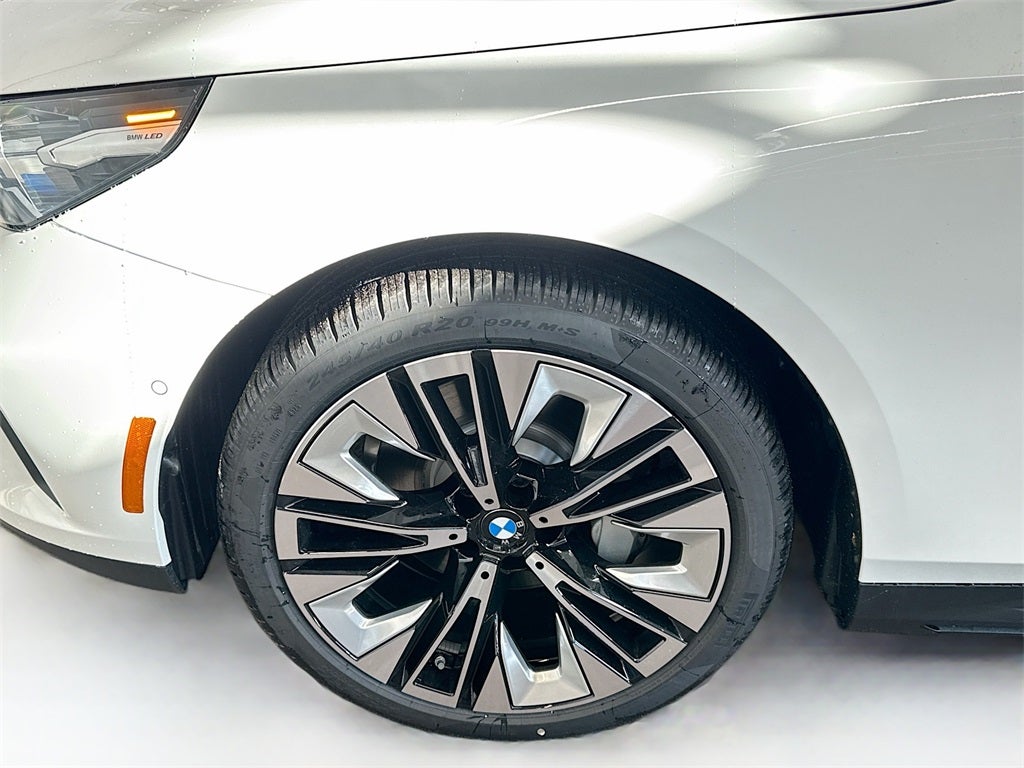 2026 BMW 530i 530i xDrive