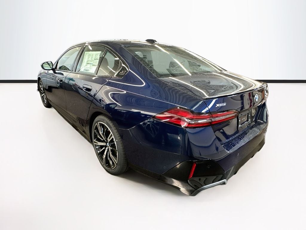 2027 BMW 540i 540i xDrive