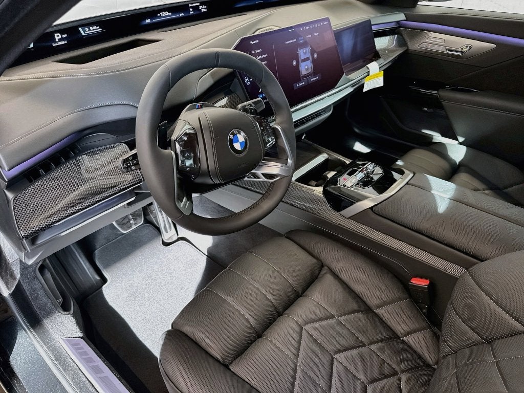 2027 BMW 740i 740i xDrive