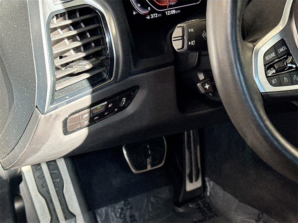 2022 BMW 8 Series 840i