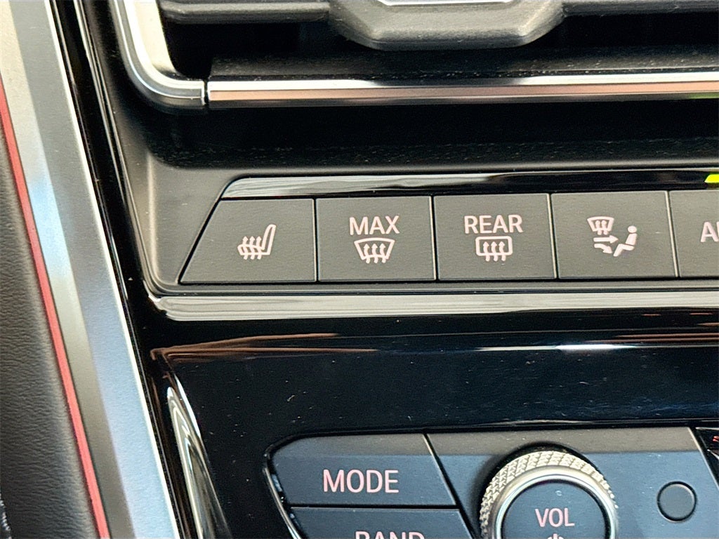 2022 BMW 8 Series 840i