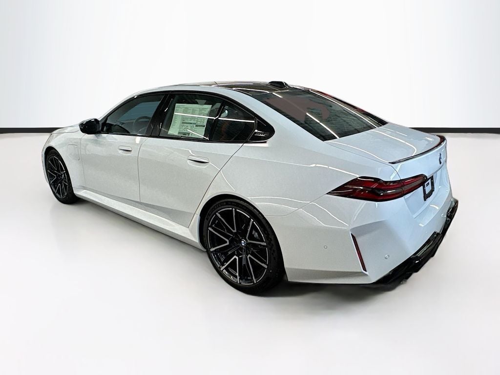 2027 BMW M5 Base