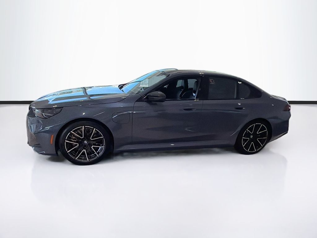 2027 BMW M5 Base