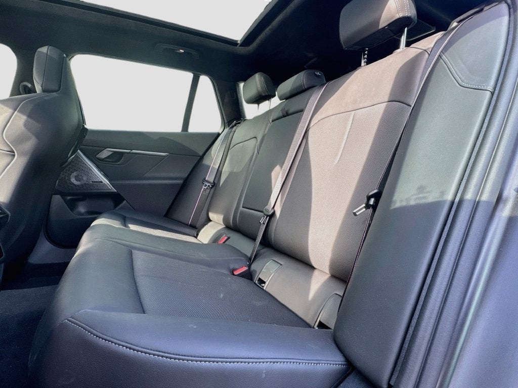 2025 BMW M5 Base