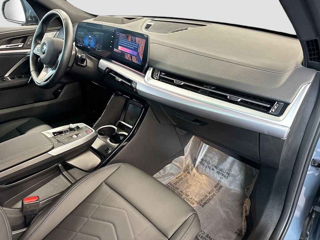 2025 BMW X2 xDrive28i