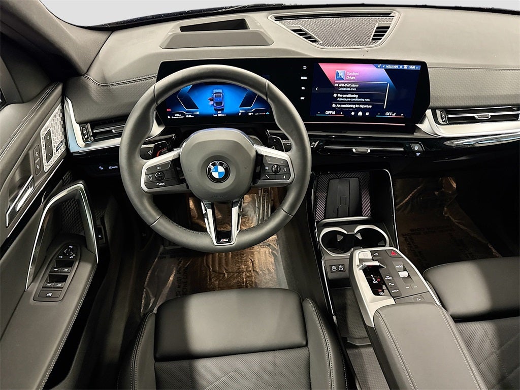 2025 BMW X2 xDrive28i